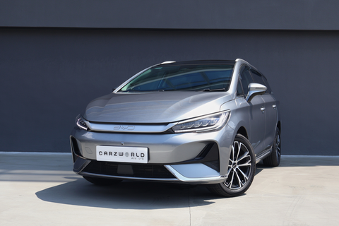 BYD M6 Electric 7-Seater
