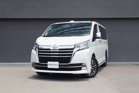 (LEASE) Toyota Granace 2.8G 8 Seater Auto
