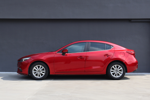Mazda 3 1.5A Sunroof