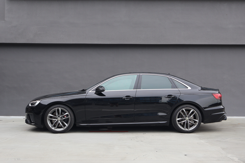 Audi A4 Mild Hybrid 2.0A TFSI S-tronic Advanced