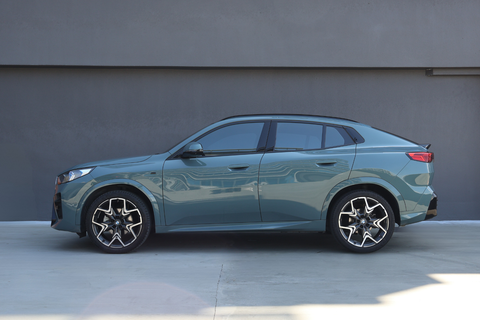 BMW X2 SDRIVE16 MSPT ALED I.GLOW