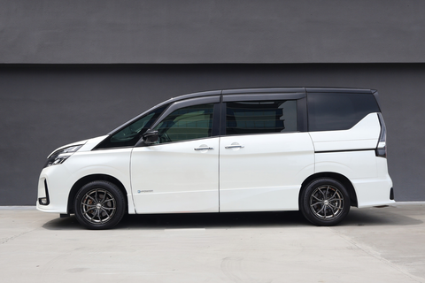 Nissan Serena e-POWER Hybrid 1.2A Highway Star Premium