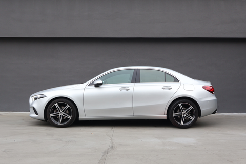 (LEASE) Mercedes-Benz A180 Saloon Progressive