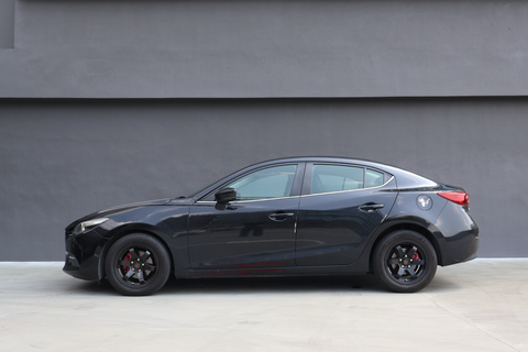 Mazda 3 1.5A Sunroof