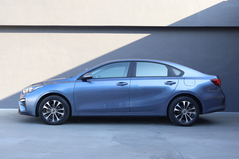 Kia Cerato 1.6A EX