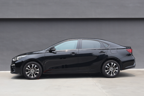 Kia Cerato 1.6A EX