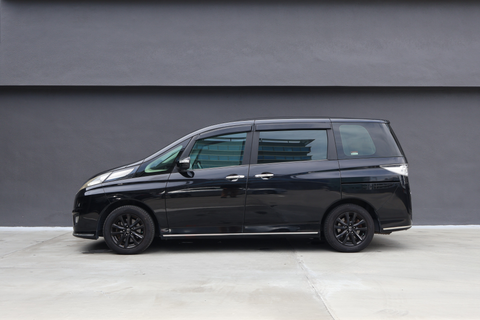 Mazda Biante 2.0A