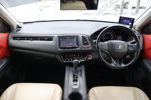 2015 USED HONDA VEZEL 1.5X A RU11111408 SNZ2479L