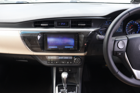 2015 USED TOYOTA COROLLA ALTIS 1.6L CVT (ELEGANCE) MR053REH104543388 SLB6775E