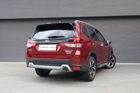 (LEASE) Subaru Forester 2.0I-S Eyesight Hybrid