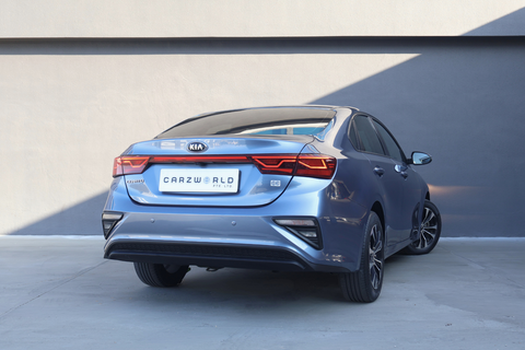 Kia Cerato 1.6A EX