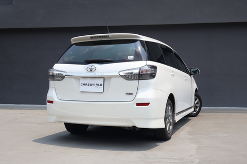 (RENT) Toyota Wish 1.8A