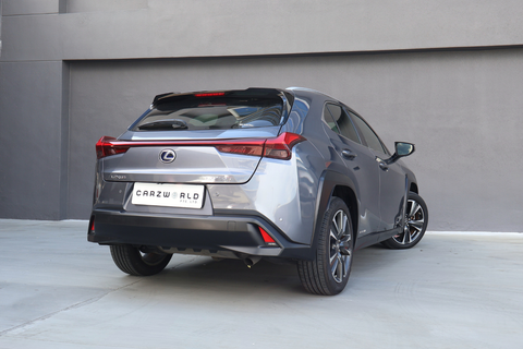 Lexus UX Hybrid UX250h Luxury