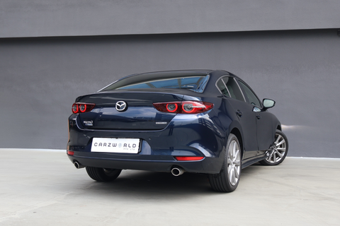 Mazda 3 Mild Hybrid 1.5A Elegance Sunroof