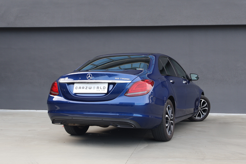 Mercedes-Benz C-Class C180 Avantgarde Night Edition