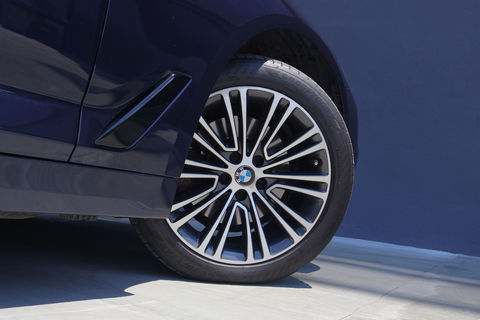 BMW 5 Series 520i