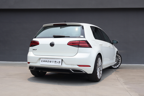 Volkswagen Golf 1.4A TSI Highline Sunroof