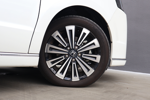 Honda Stepwgn Hybrid Spada 2.0A e-HEV