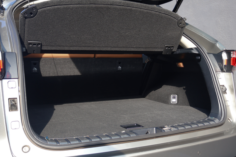Lexus NX Turbo NX200t Executive (New 10-yr COE)
