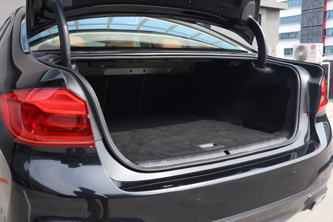 BMW 5 Series 530e Plug-in Hybrid iPerformance