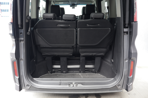 Honda Stepwgn 1.5A Spada