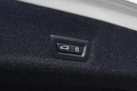 BMW 3 Series 320i Highline