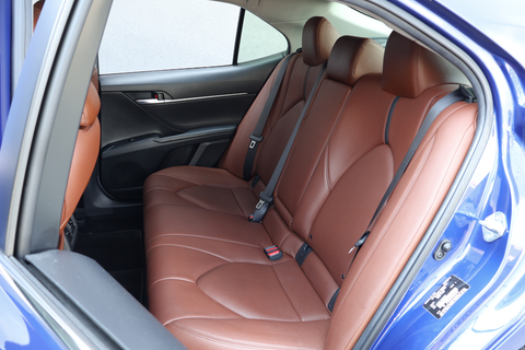 Toyota Camry Hybrid 2.5A Ascent Sport