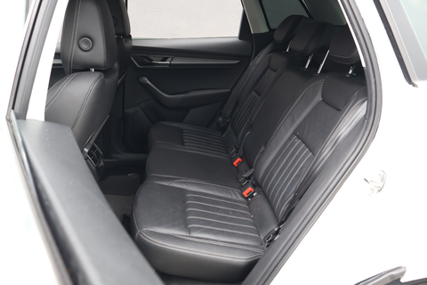 (LEASE)  Skoda Karoq 1.5 TSI Style