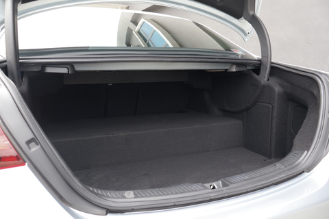 Mercedes-Benz E-Class E300e Plug-in Hybrid Avantgarde