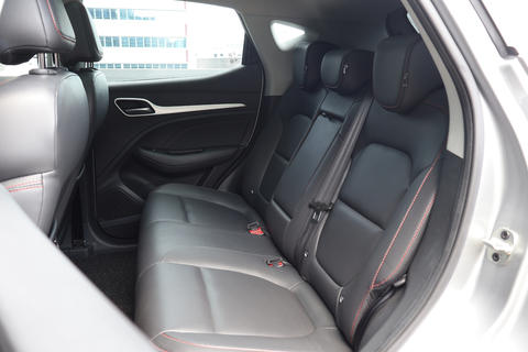 MG ZS Electric Trophy Panoramic Roof