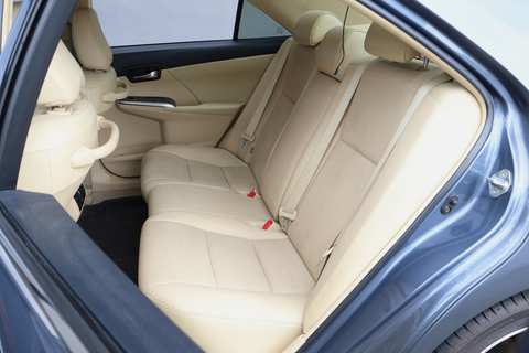 (RENT) Toyota Camry 2.5 Auto