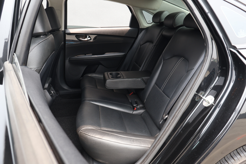 Kia Cerato 1.6A EX