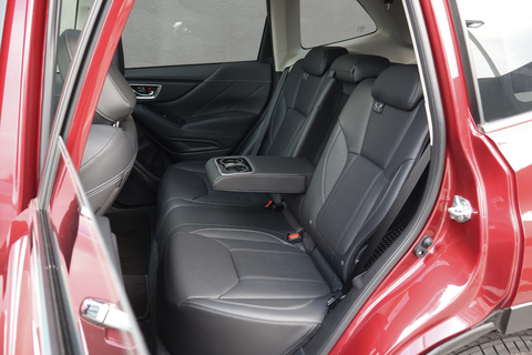 (LEASE) Subaru Forester 2.0I-S Eyesight Hybrid