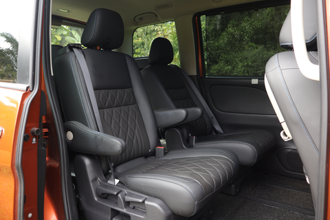 Nissan Serena e-POWER Hybrid 1.2A Highway Star Premium