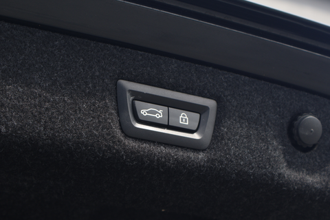 BMW 5 Series 530e Plug-in Hybrid iPerformance