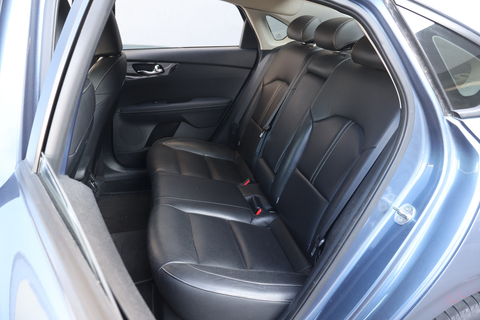 Kia Cerato 1.6A EX