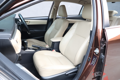 (RENT) Toyota Corolla Altis 1.6 - Less 20% PROMO