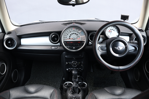 (LEASE) MINI One 1.6 AT