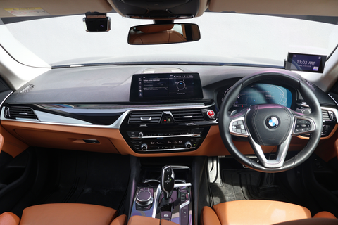 BMW 5 Series 530e Plug-in Hybrid iPerformance