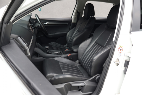 (LEASE)  Skoda Karoq 1.5 TSI Style