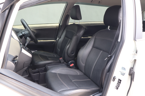 (RENT) Toyota Wish 1.8A