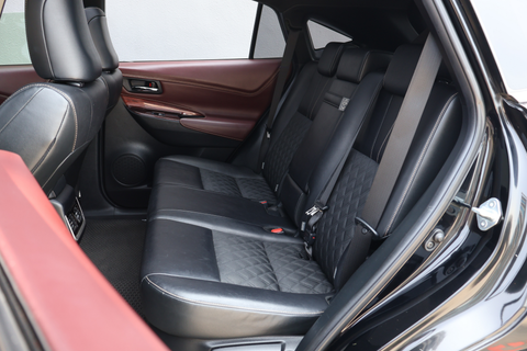 (RENT) Toyota Harrier Premium 2.0 CVT