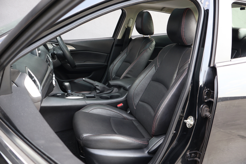 Mazda 3 1.5A Sunroof