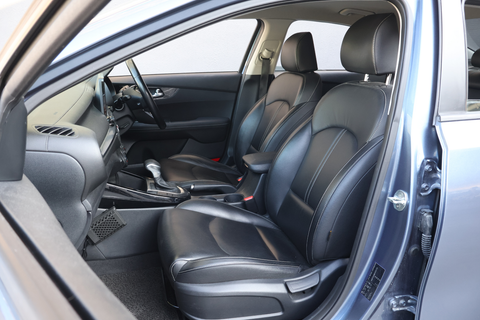 Kia Cerato 1.6A EX