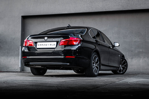 (LEASE) BMW 520I 2.0L AT
