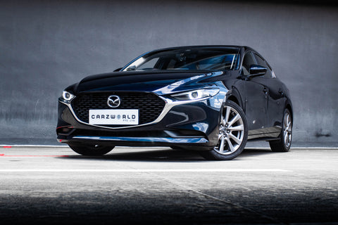 (RENT) Mazda 3 1.5 AT M-Hybrid Elegance