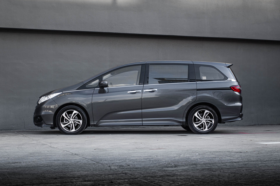 Honda Odyssey EXV-S Navi Res Sunroof CarZ World New