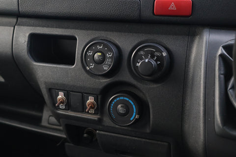 Toyota Hiace 3.0M (COE till 06/2035)