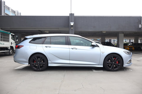 2017 USED OPEL INSIGNIA SPORTS TOURER AWD B20NFT W0VZT8EC8J1070461 SKB8833U