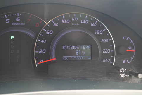 Toyota Camry 2.0A (COE till 09/2029)